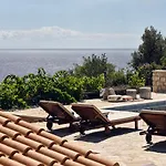 ヴィラ Arbarosa - A Stylish With Private Pool & Sea Views, By Zantewize