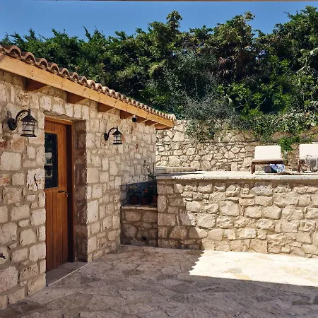 Arbarosa - A Stylish With Private Pool & Sea Views, By Zantewize *