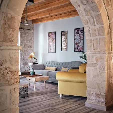 Βίλα Arbarosa - A Stylish With Private Pool & Sea Views, By Zantewize *