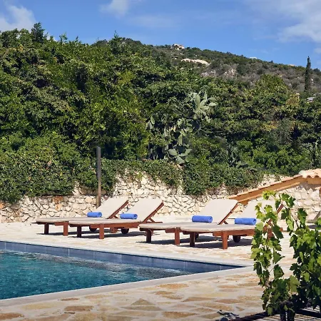 Arbarosa - A Stylish With Private Pool & Sea Views, By Zantewize Βίλα *