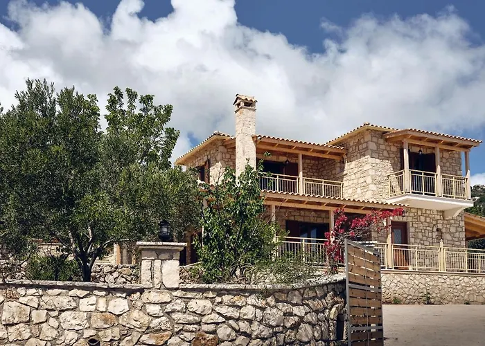 Arbarosa - A Stylish With Private Pool & Sea Views, By Zantewize * 아기오스니콜라우스